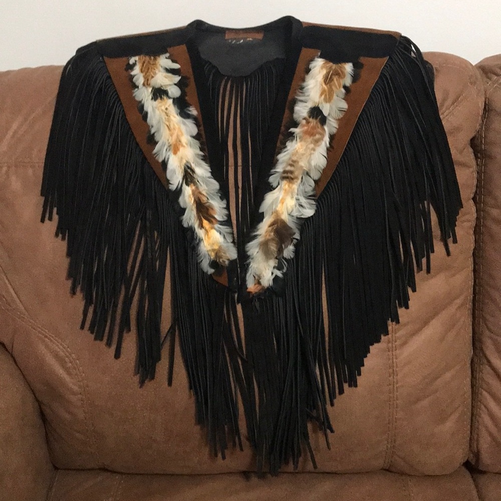 Beautiful Western Leather Fringe Feather Vest 🤎